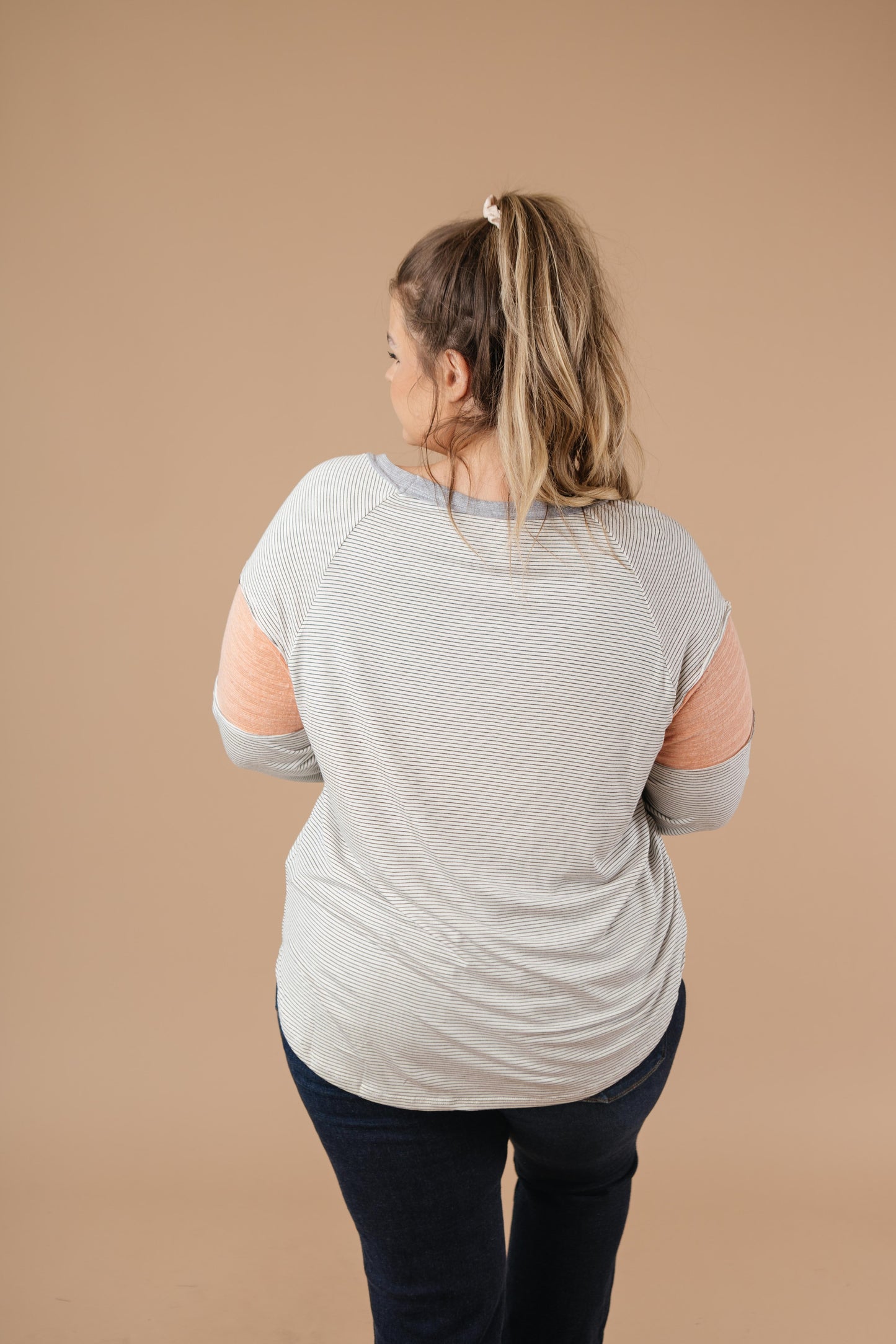 Home Base Contrast Long Sleeve Top In Heather Gray
