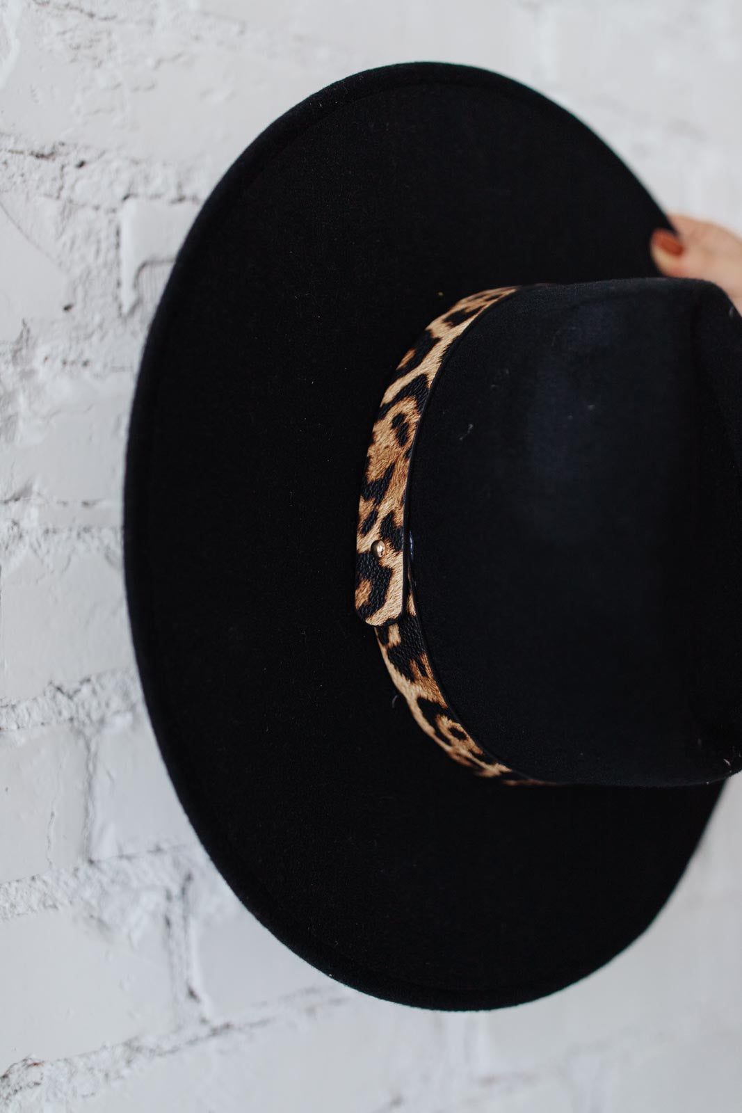 Stripe Of Sassy Hat in Black