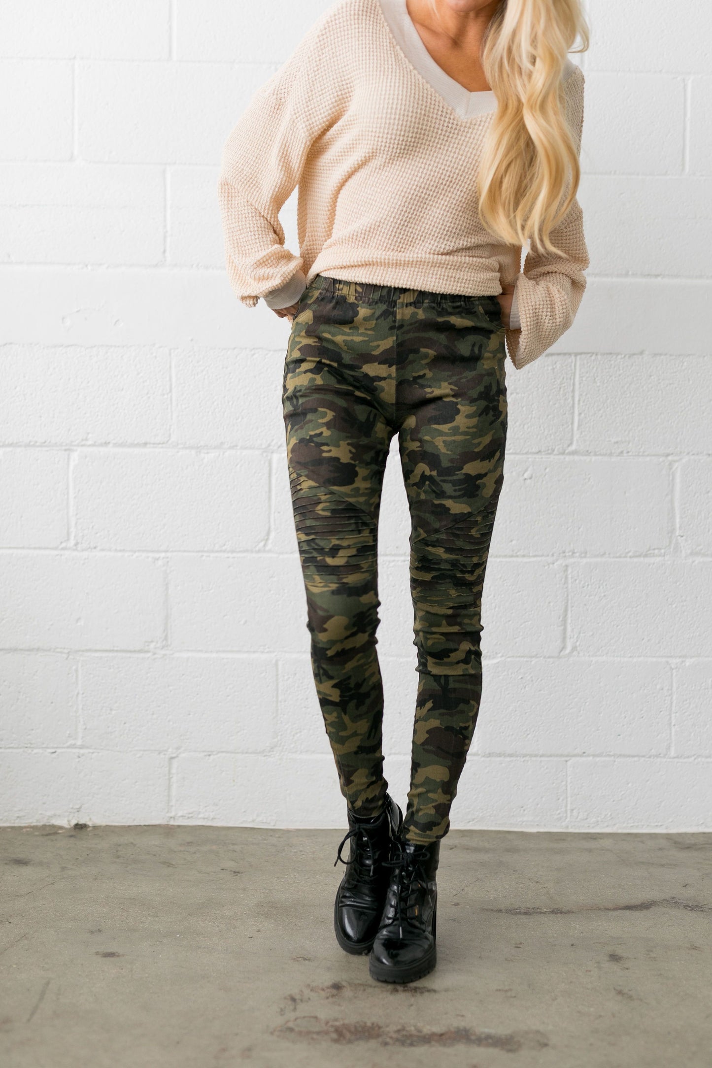 Can't Beat Camo Moto Pants