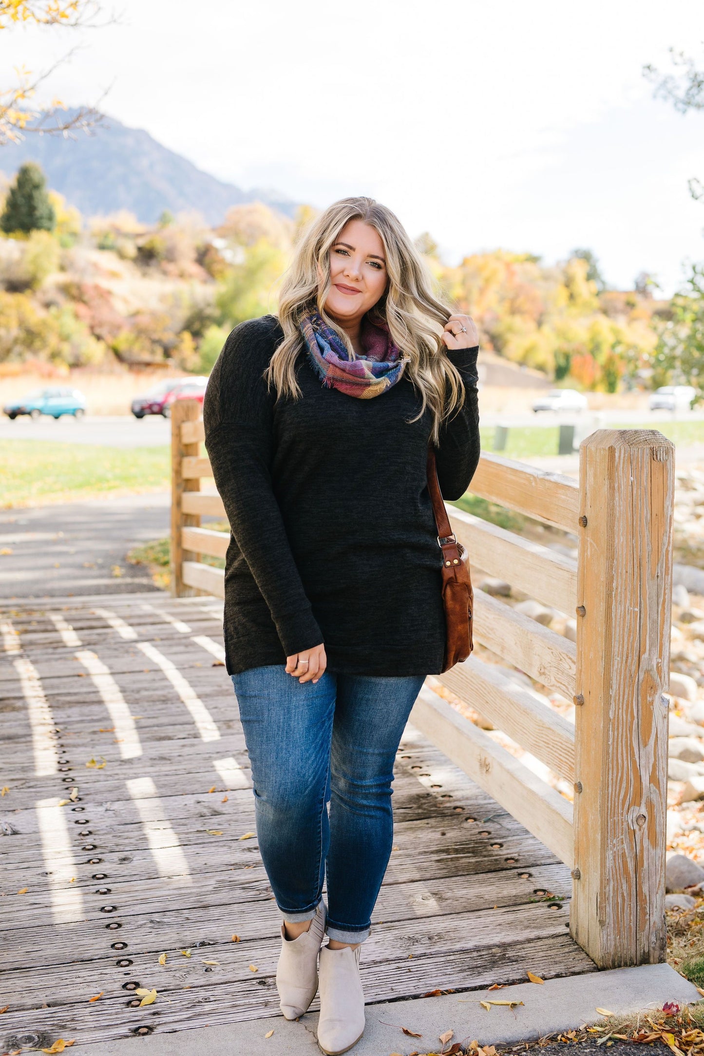 Nacho Basic Scarf In Camel