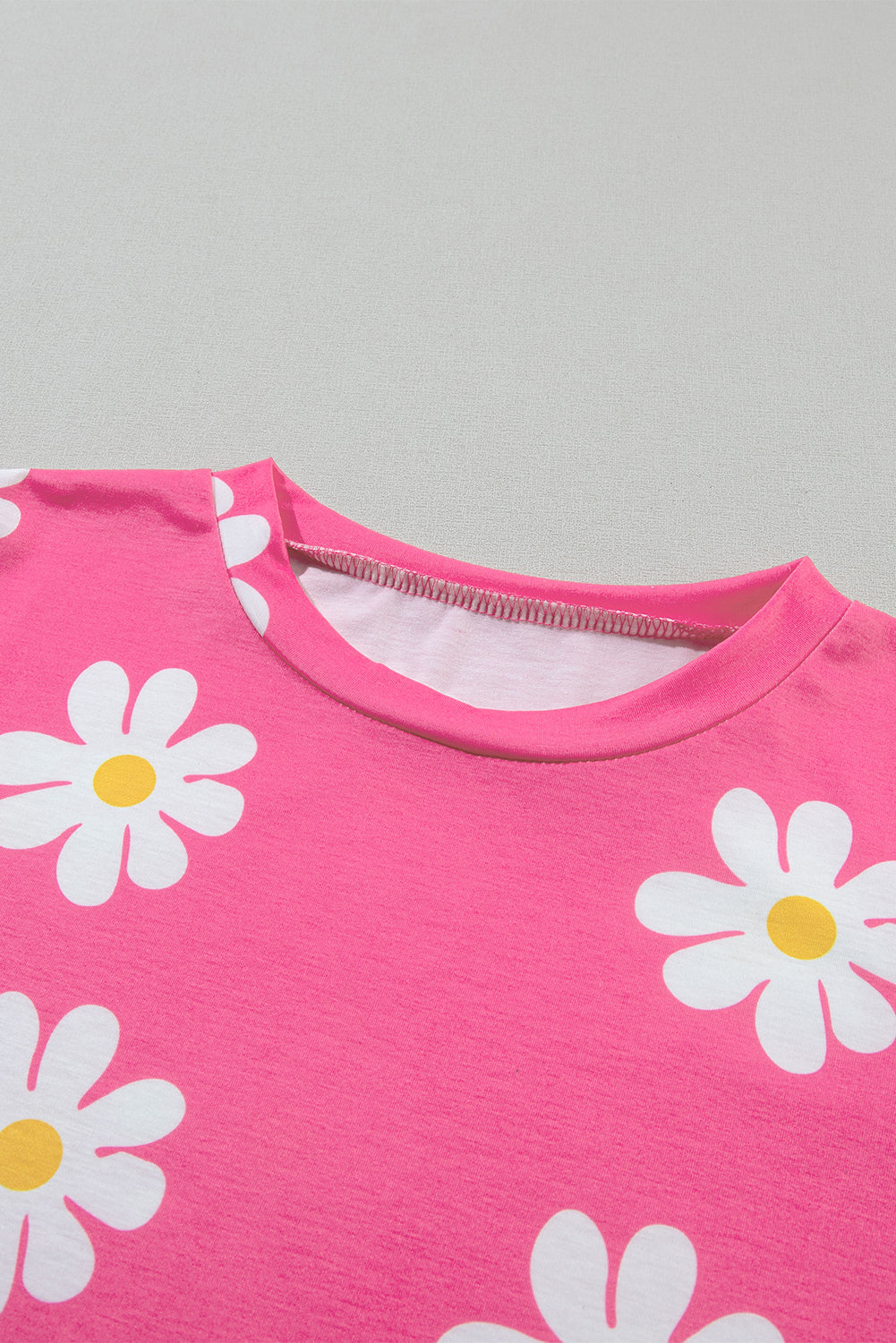 Pink Daisy Printed Crewneck T Shirt