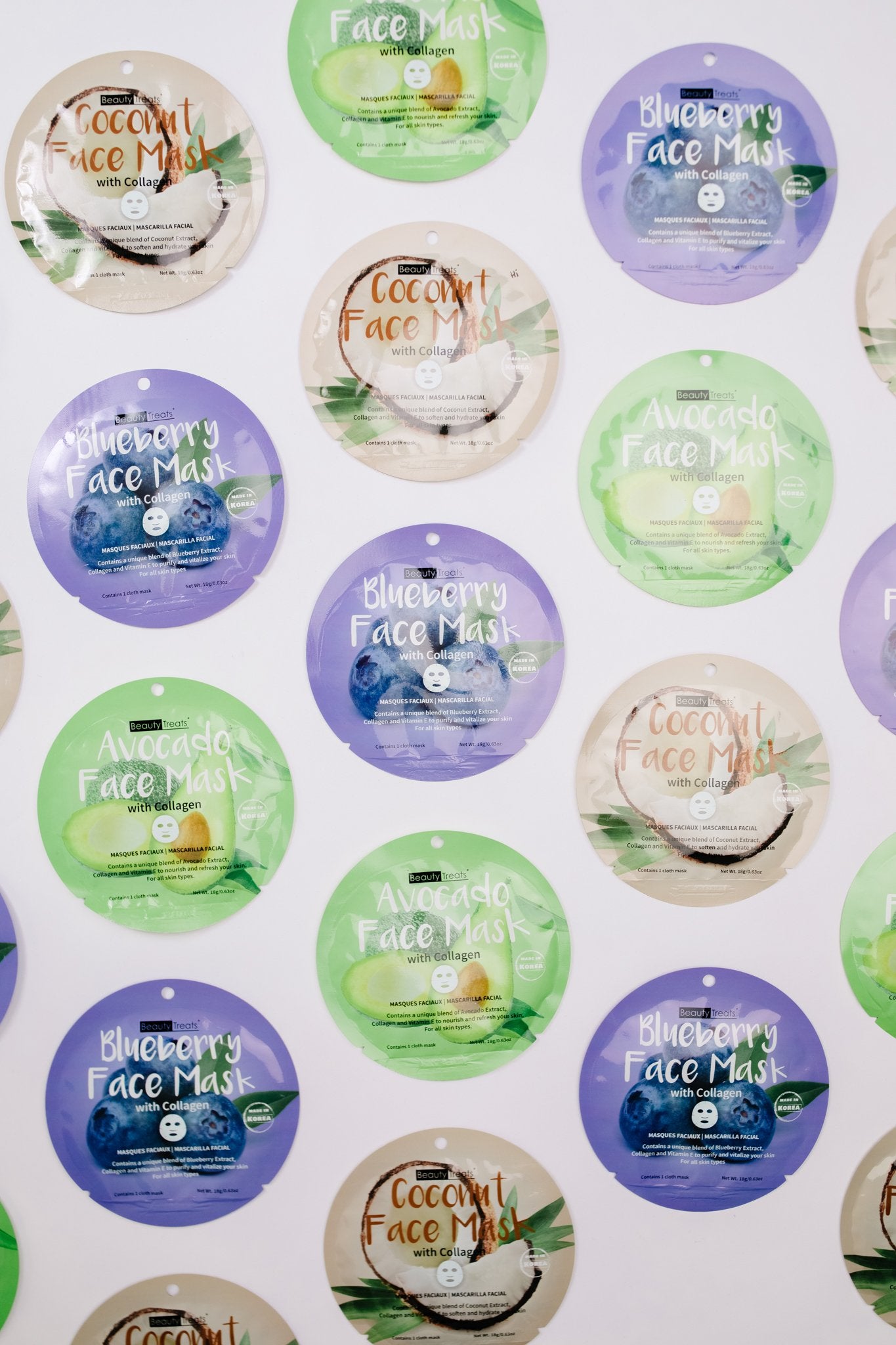 Home For The Holidays Face Mask in Coconut