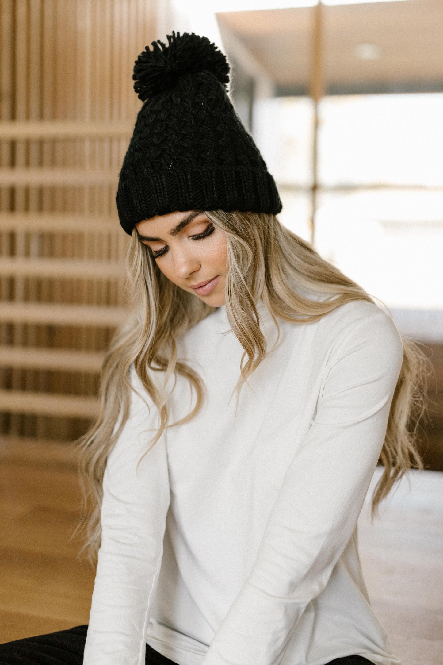 Bella Knit Beanie in Black