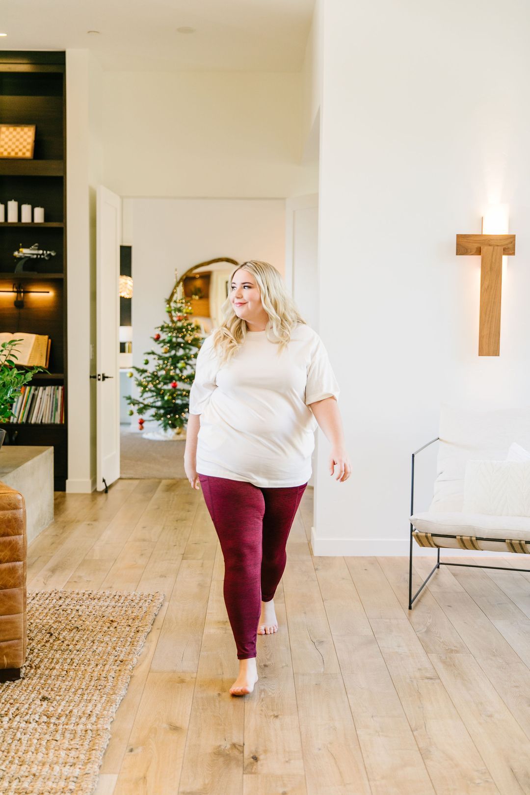 Tadasana Two-Tone Leggings In Burgundy - 12/23/2019