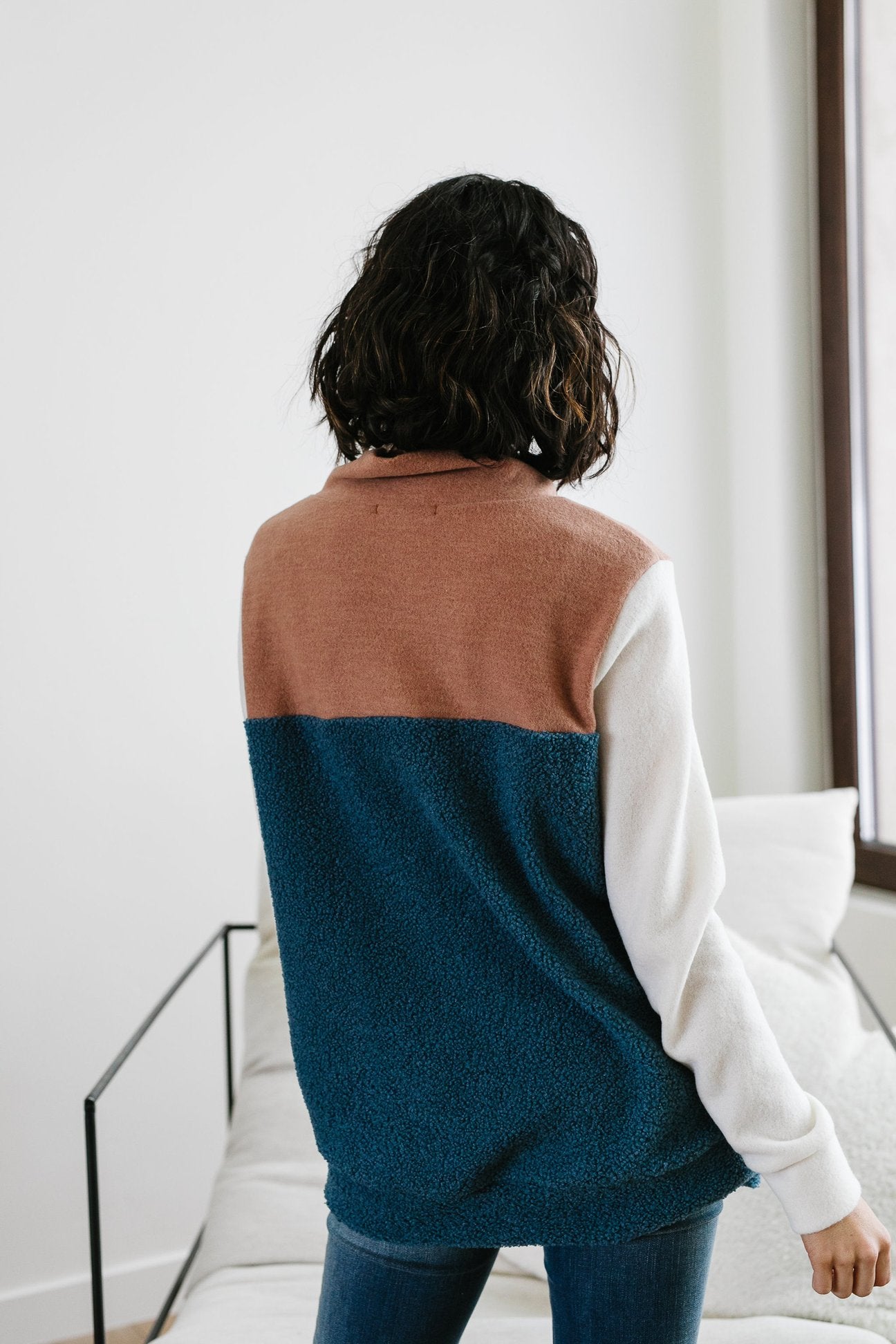 Brown Eyes Blue Pullover