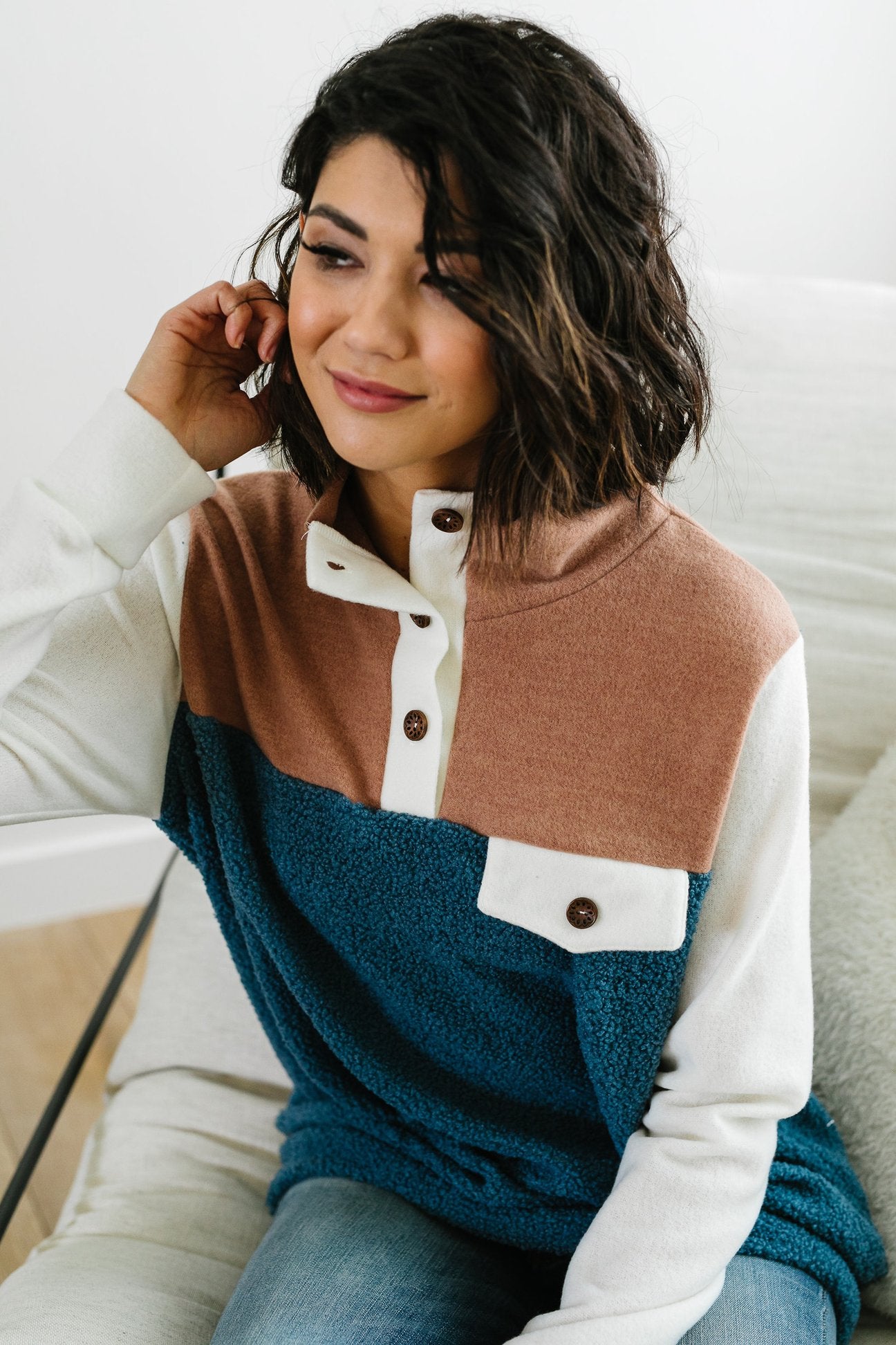 Brown Eyes Blue Pullover