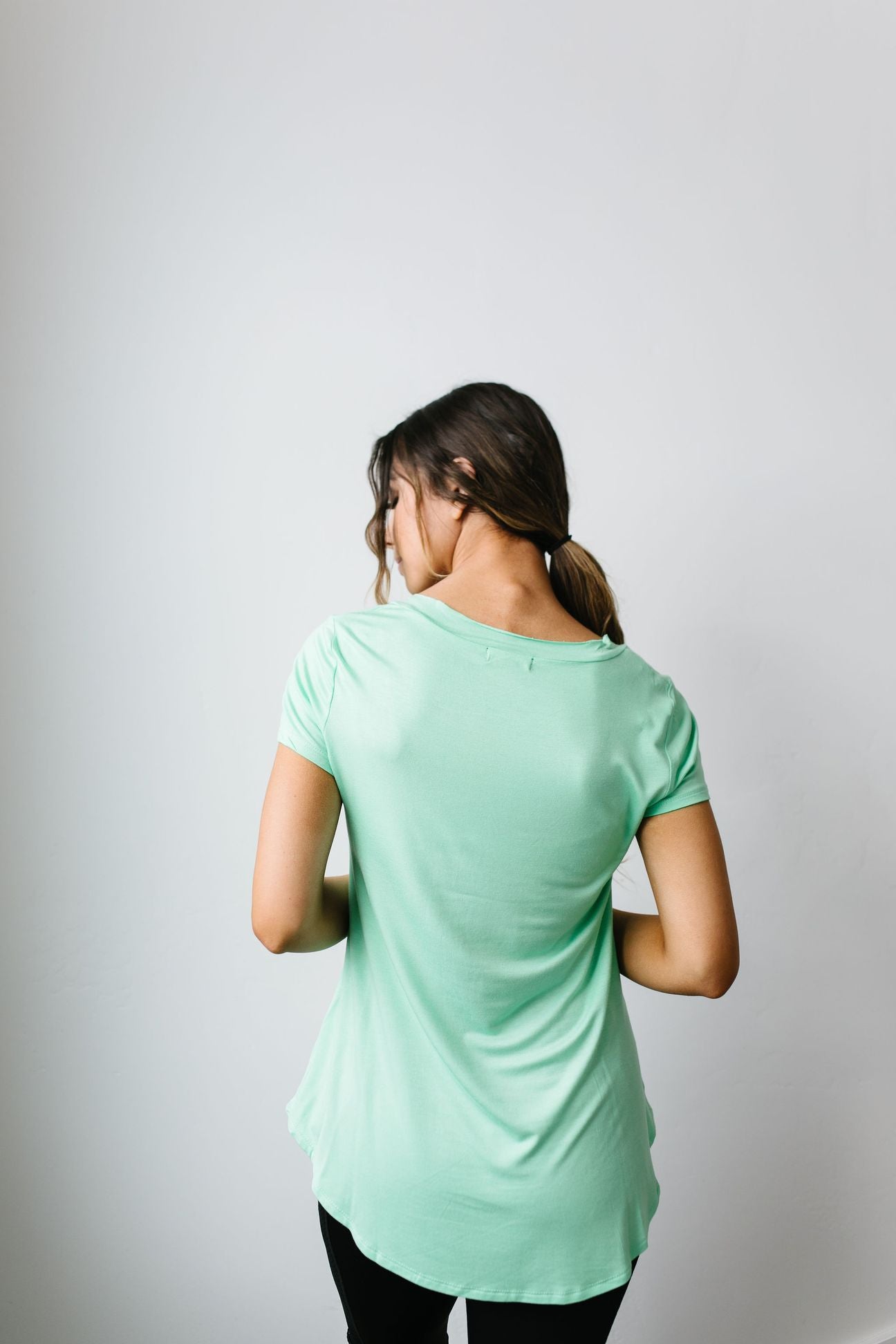 Everyday Yay V-Neck Tee In Mint