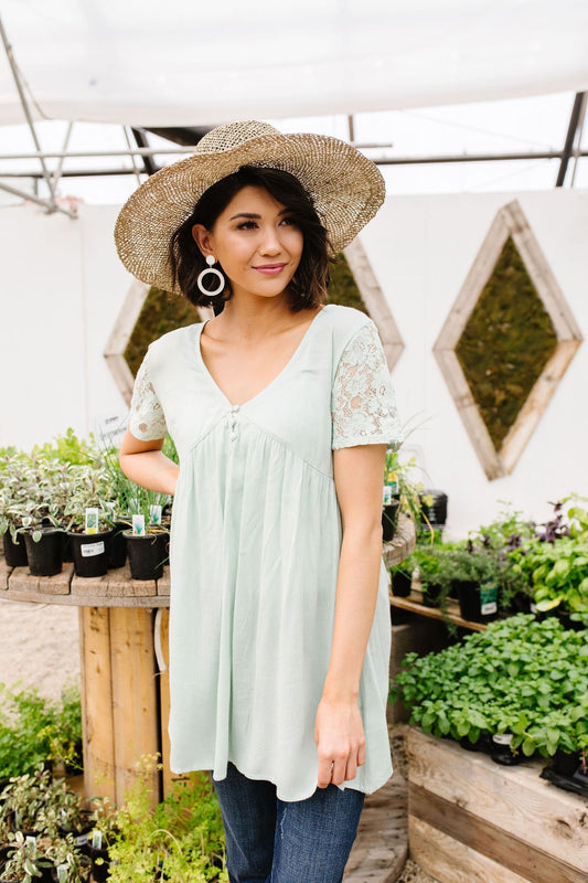 The Elizabeth Blouse