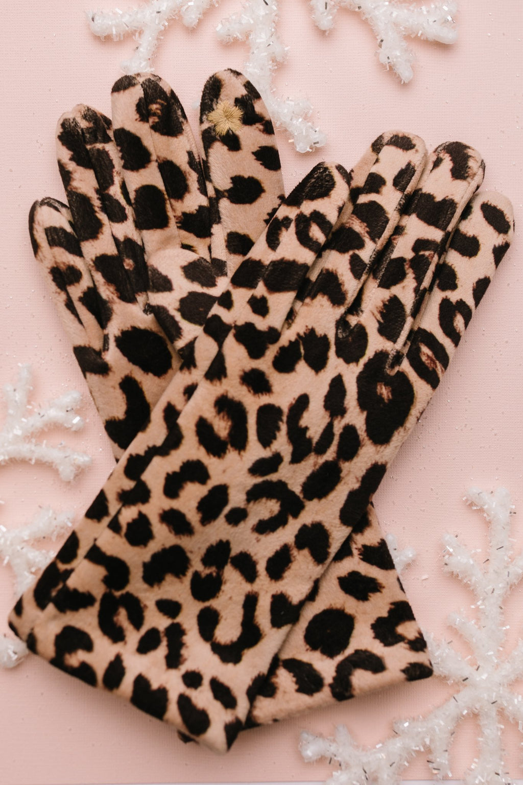 Baby It's Cold Gloves In Leopard