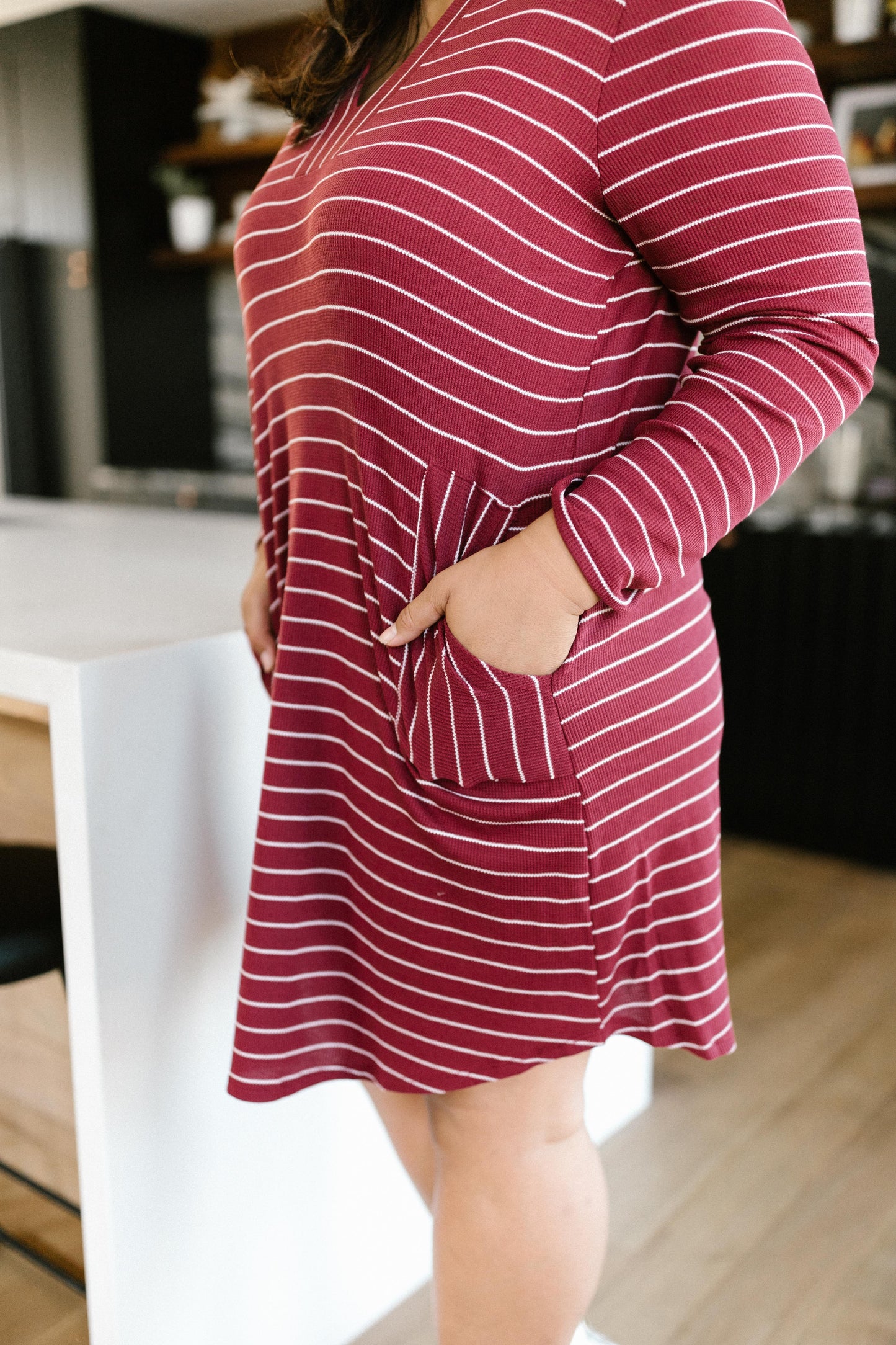 Casually Dressed Up Dress in Burgundy