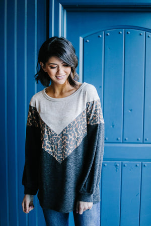 Chase The Chevron Top