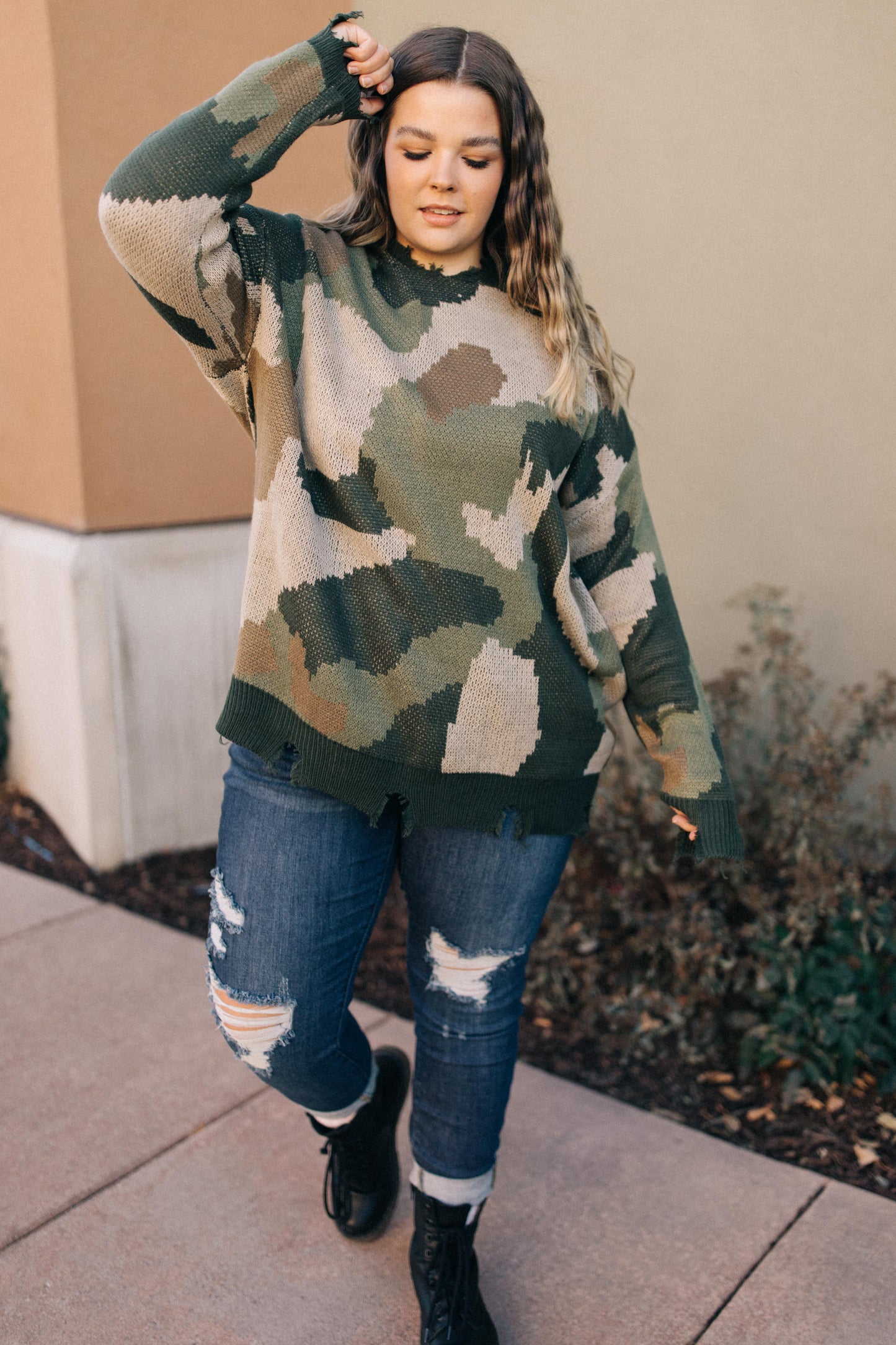 Chasing Sleep Lounge Set Top in Camo