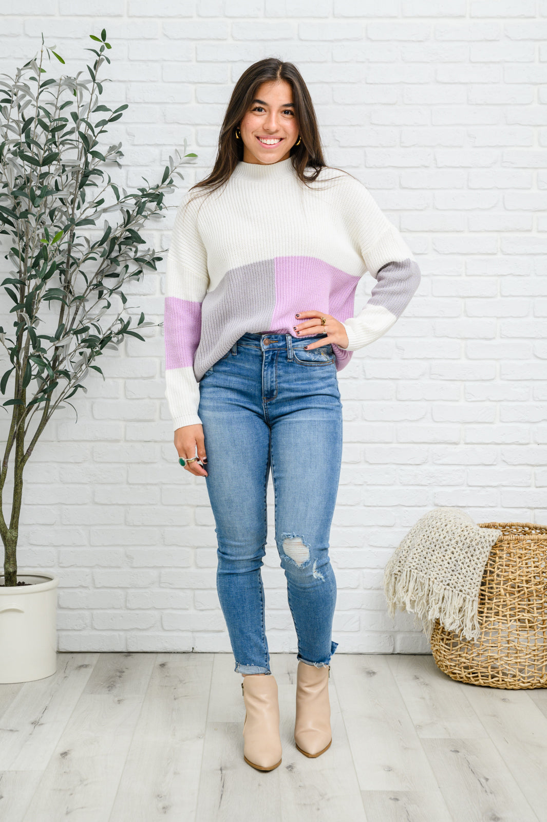 DOORBUSTER Color Block Top in Lavender