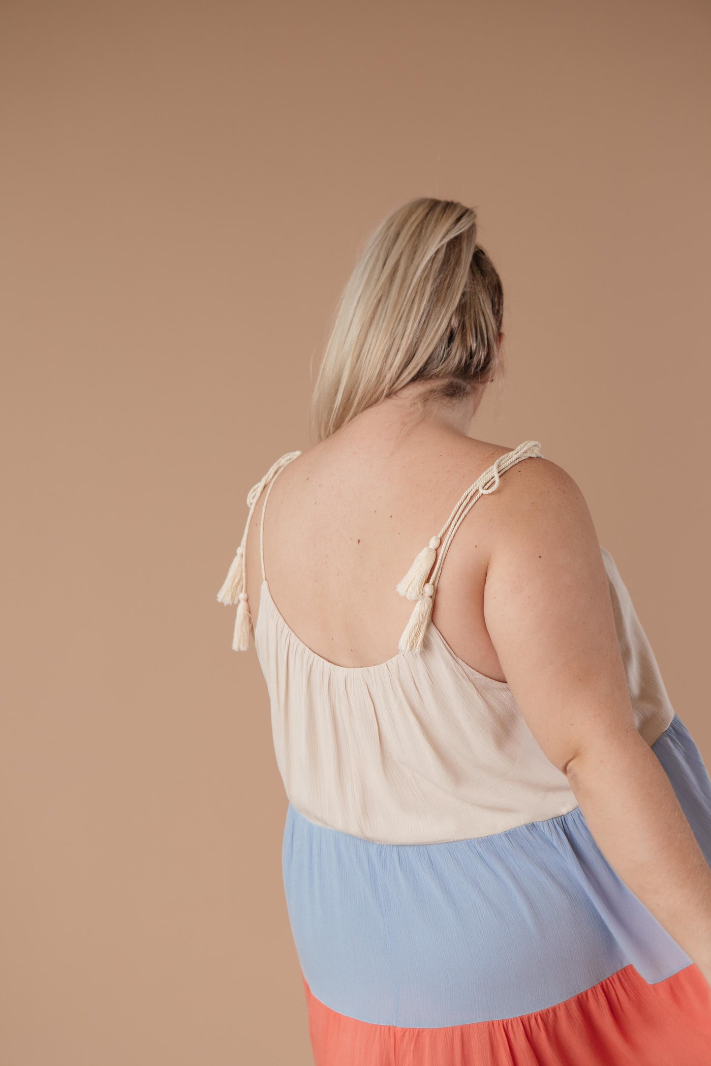 Color Block Ruffles Midi Dress In Coral