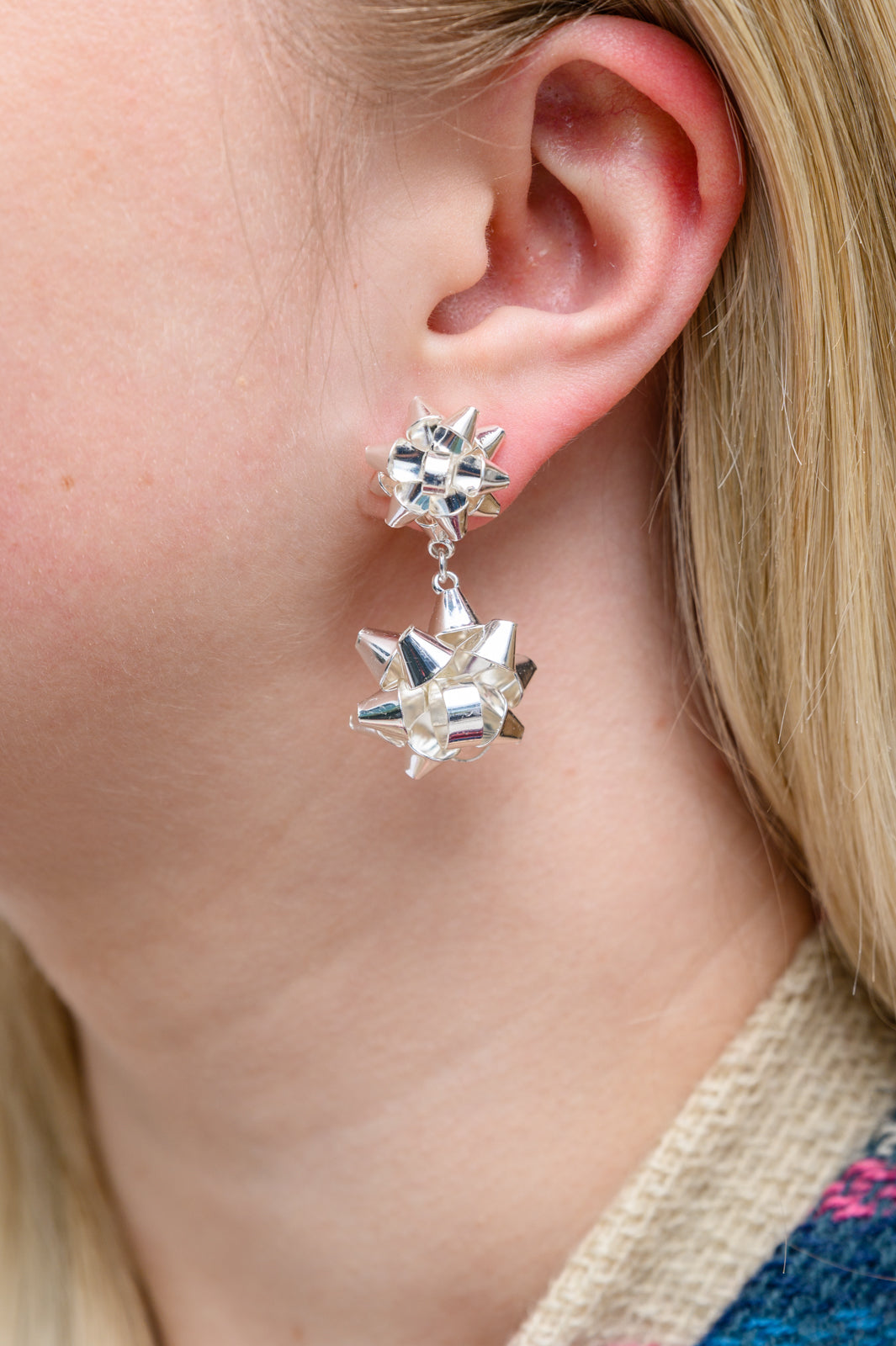 Double Holiday Bow Earrings In Silver
