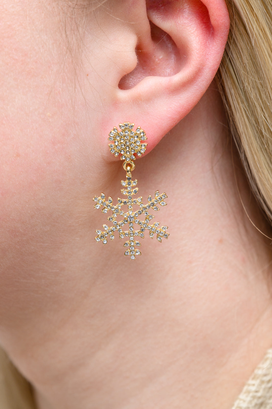 Falling Snowflake Earrings In Gold
