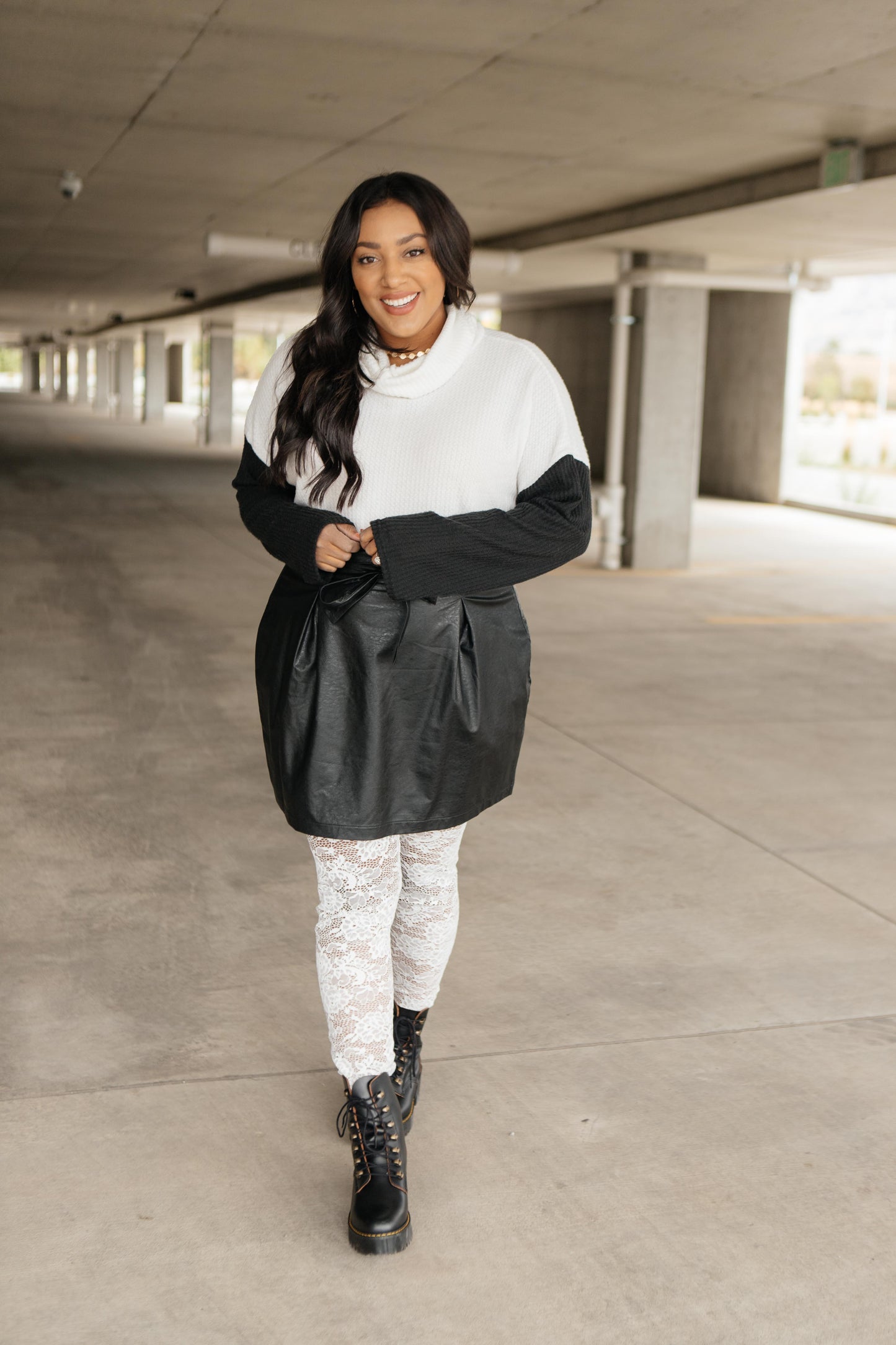 Fanciful Floral Leggings In White