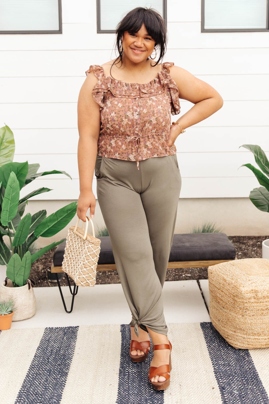 Feminine Floral Top In Rust