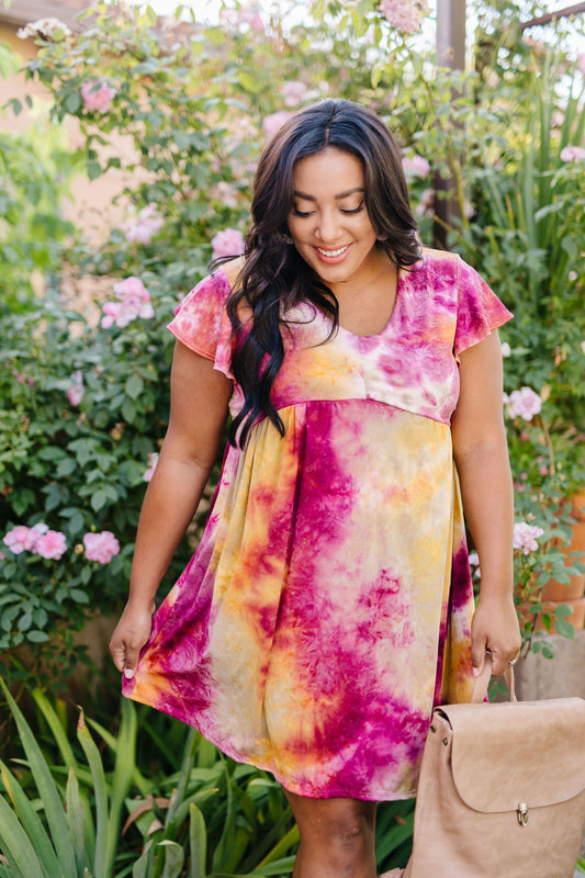 Flutter Sleeve Tie Dye Dress In Fuchsia