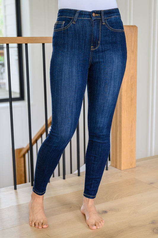 Georgia Back Yoke Skinny Jeans with Phone Pocket