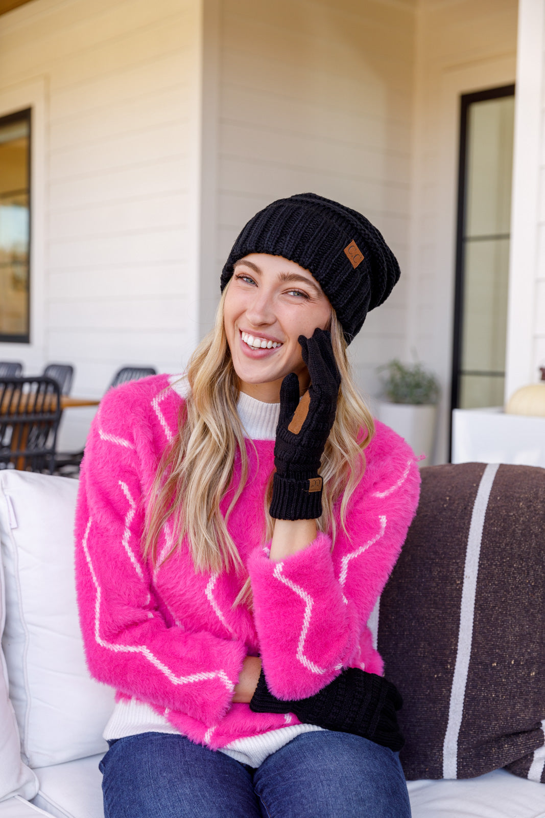 Got You Covered Beanie In Black