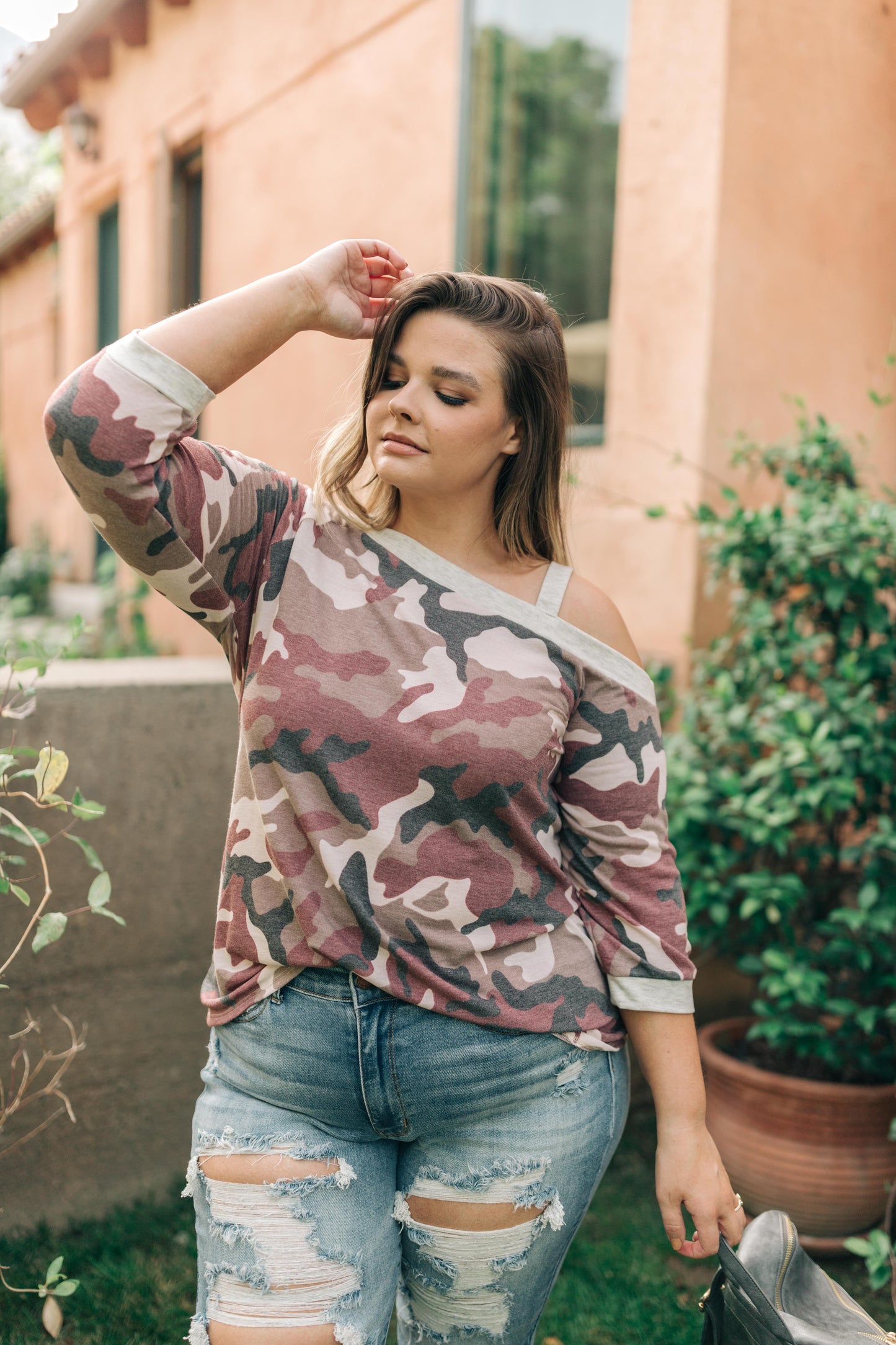 Hangout Top in Burgundy