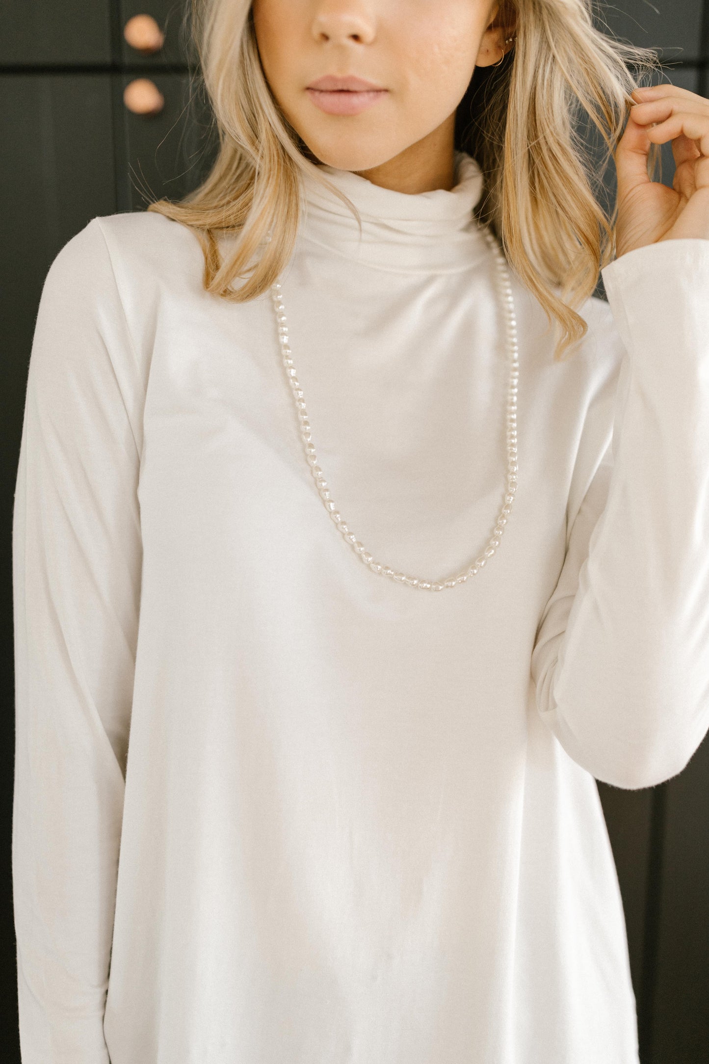 Many Occasions Pearl Lanyard