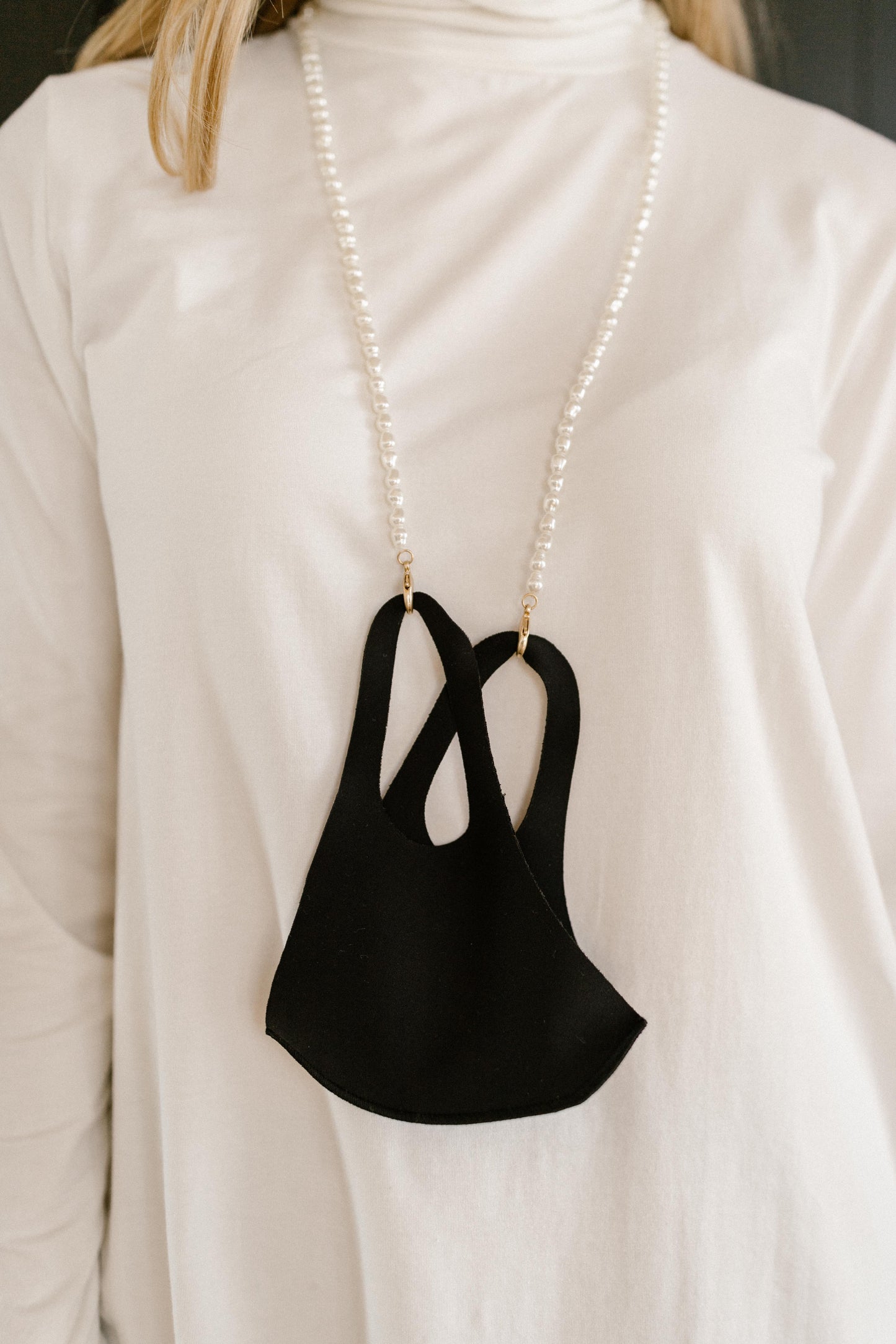 Many Occasions Pearl Lanyard