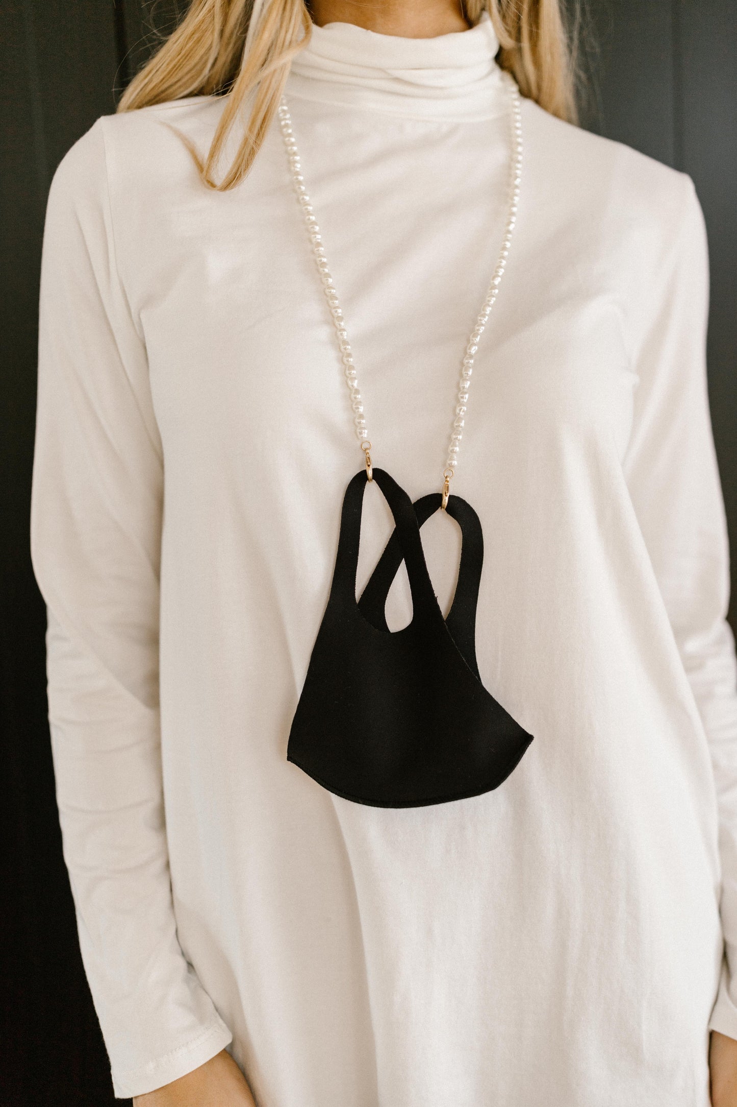 Many Occasions Pearl Lanyard