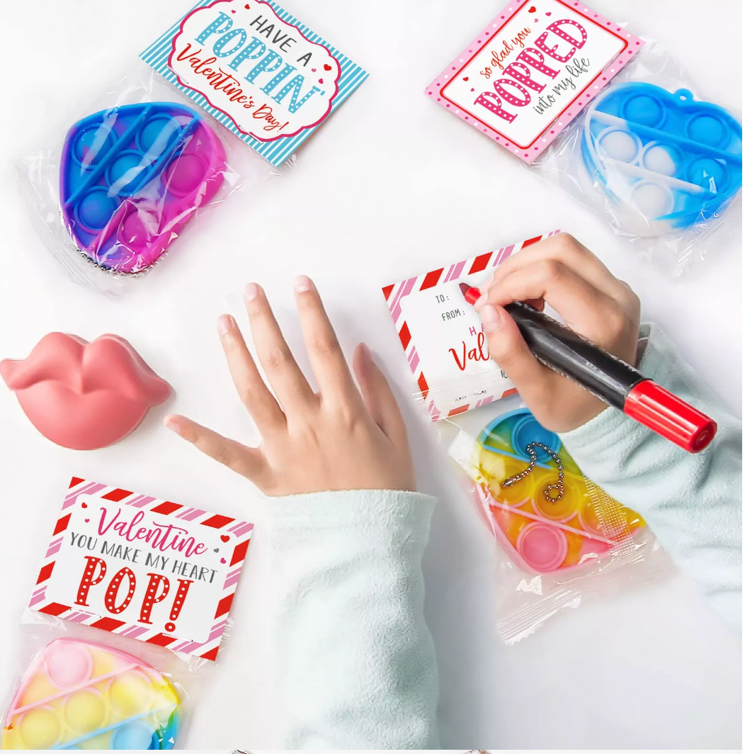 PREORDER: Valentine Heart Popper Fidgets (Pack of 10)