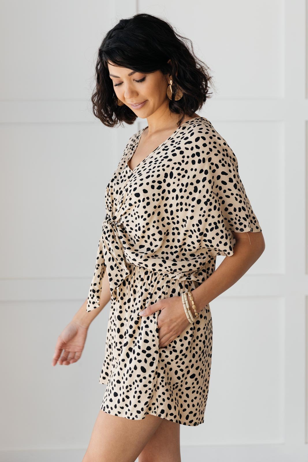 Set 'n' Sassy Romper in Taupe & Black