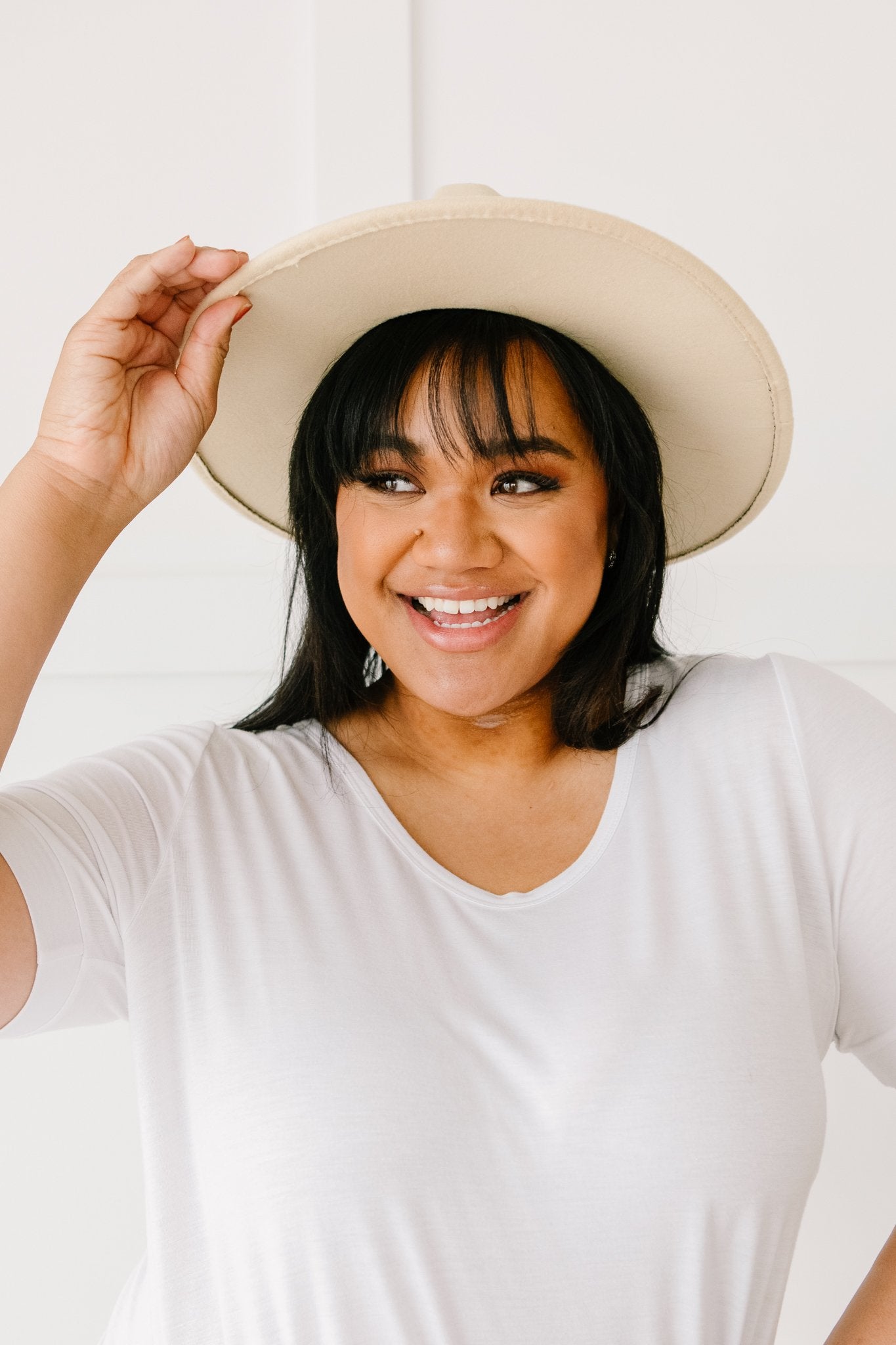 Stripe Of Sassy Hat in Ivory