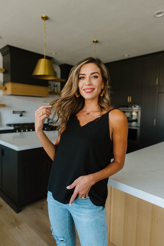 Subtle Scalloped V-Neck Cami In Black