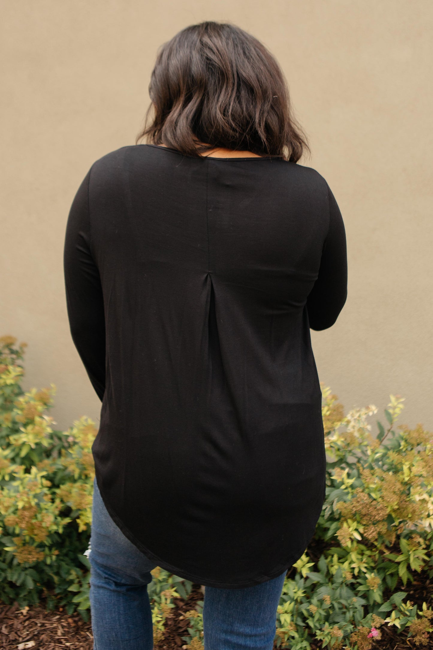 The Wendi Top in Ebony