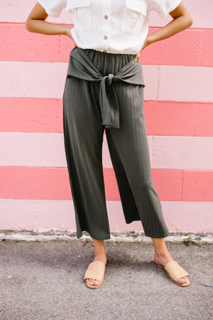 Casual Stroll Cropped Pants