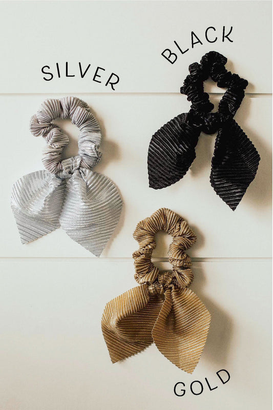 Crimped Metallic Scrunchie