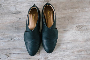 Distressed Side Cutout Booties in Black
