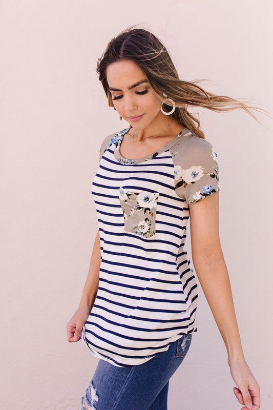 Flower Power Raglan Top In Sage
