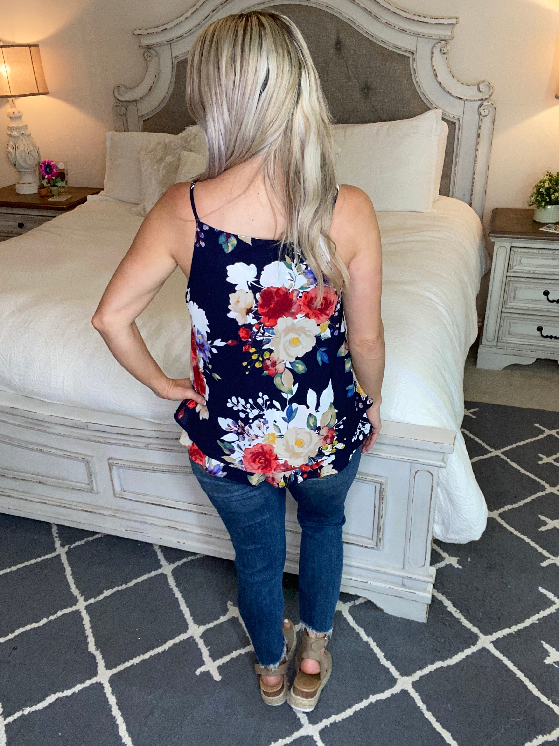 Elegant Floral Camisole In Navy