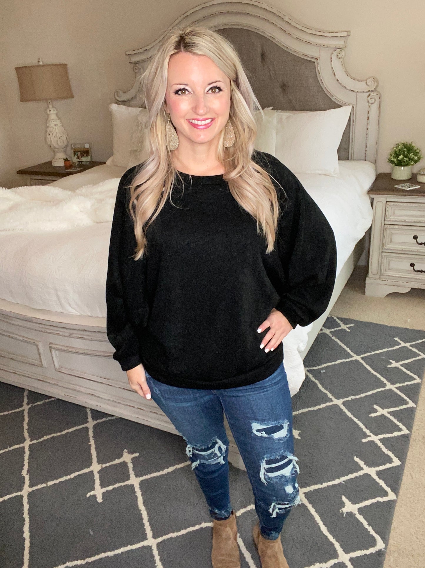 Simple Sass Top in Black