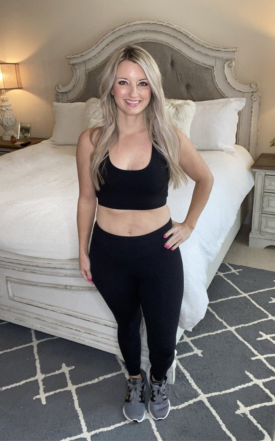 Lucy Lounging Leggings in Black