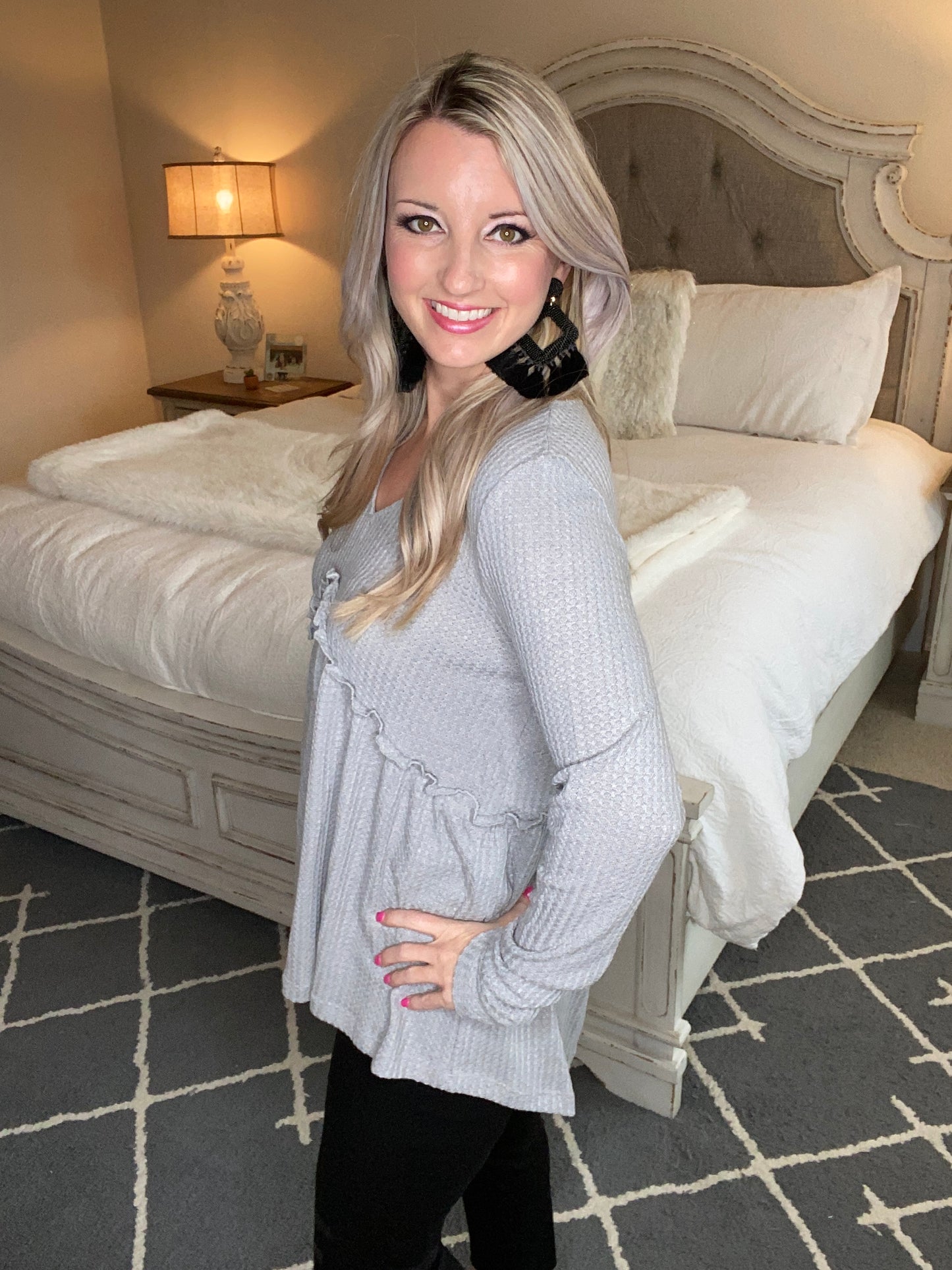 The Right Kind of Attention Top in Heather Gray
