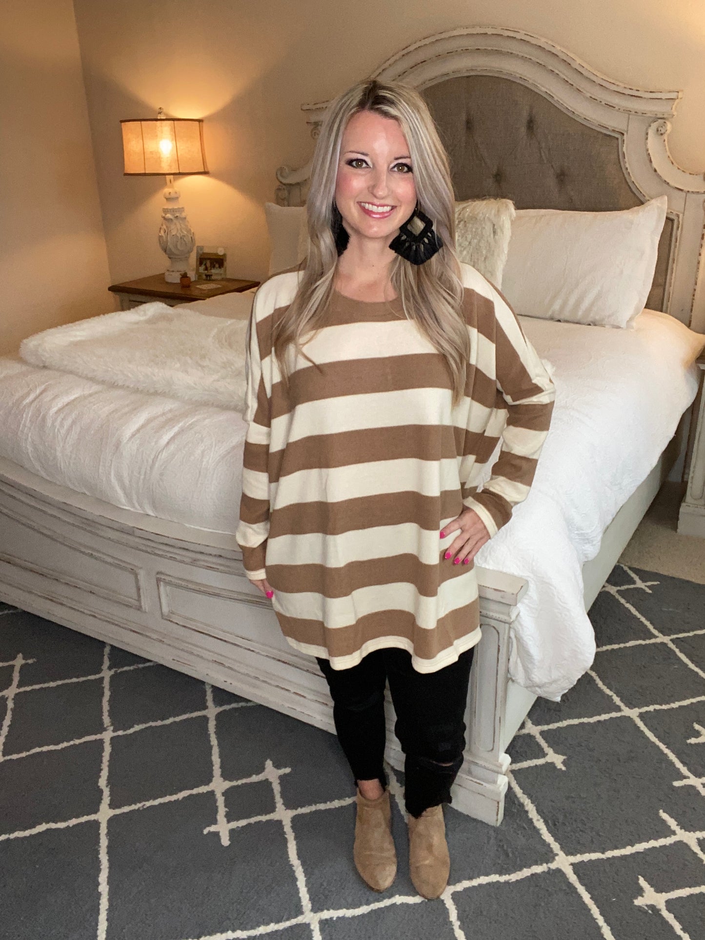 Horizontal Lines Top in Taupe
