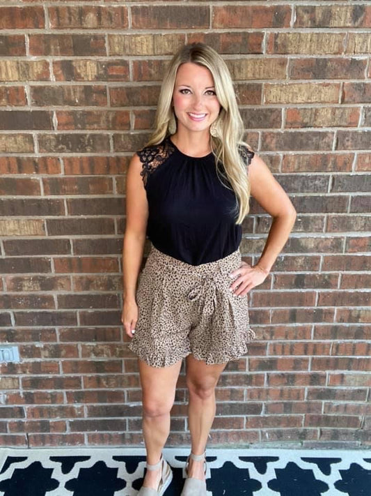 Short Leash Ruffled Shorts In Taupe