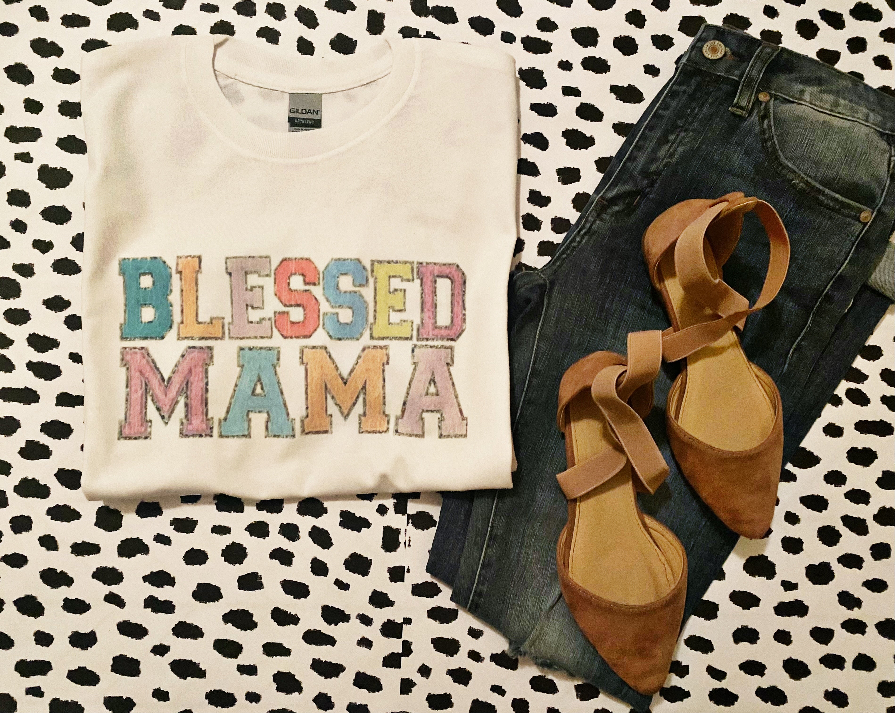 Blessed Mama Tee/ Sweatshirt