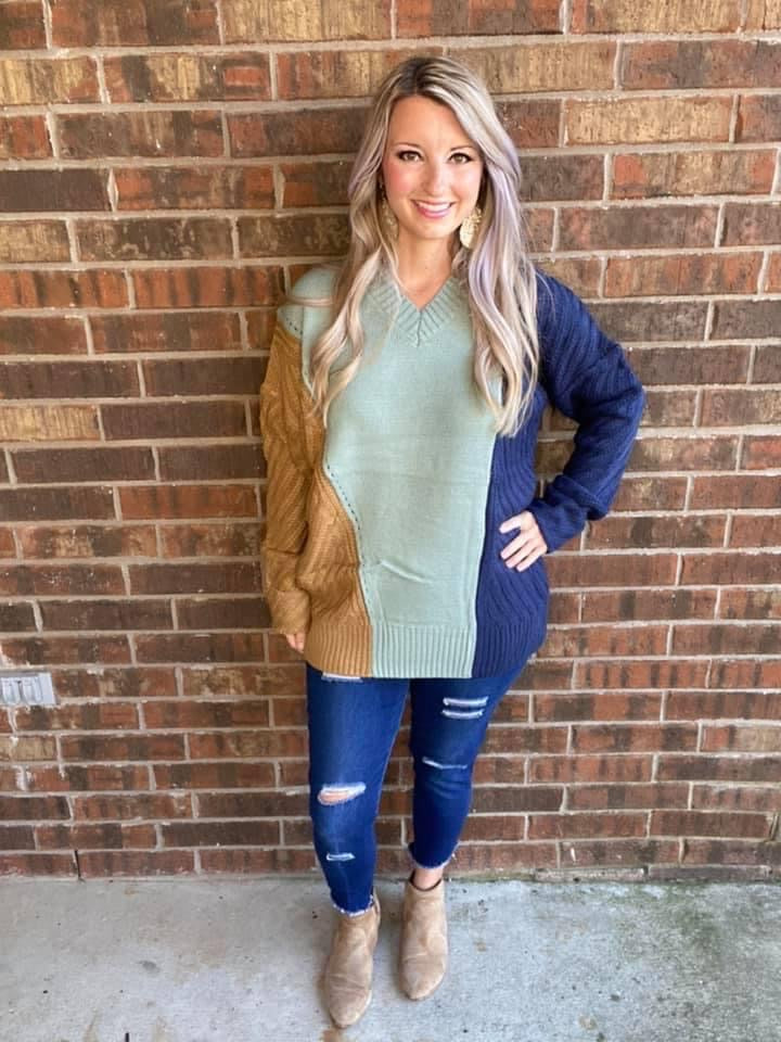A Sweater With Colors in Mint