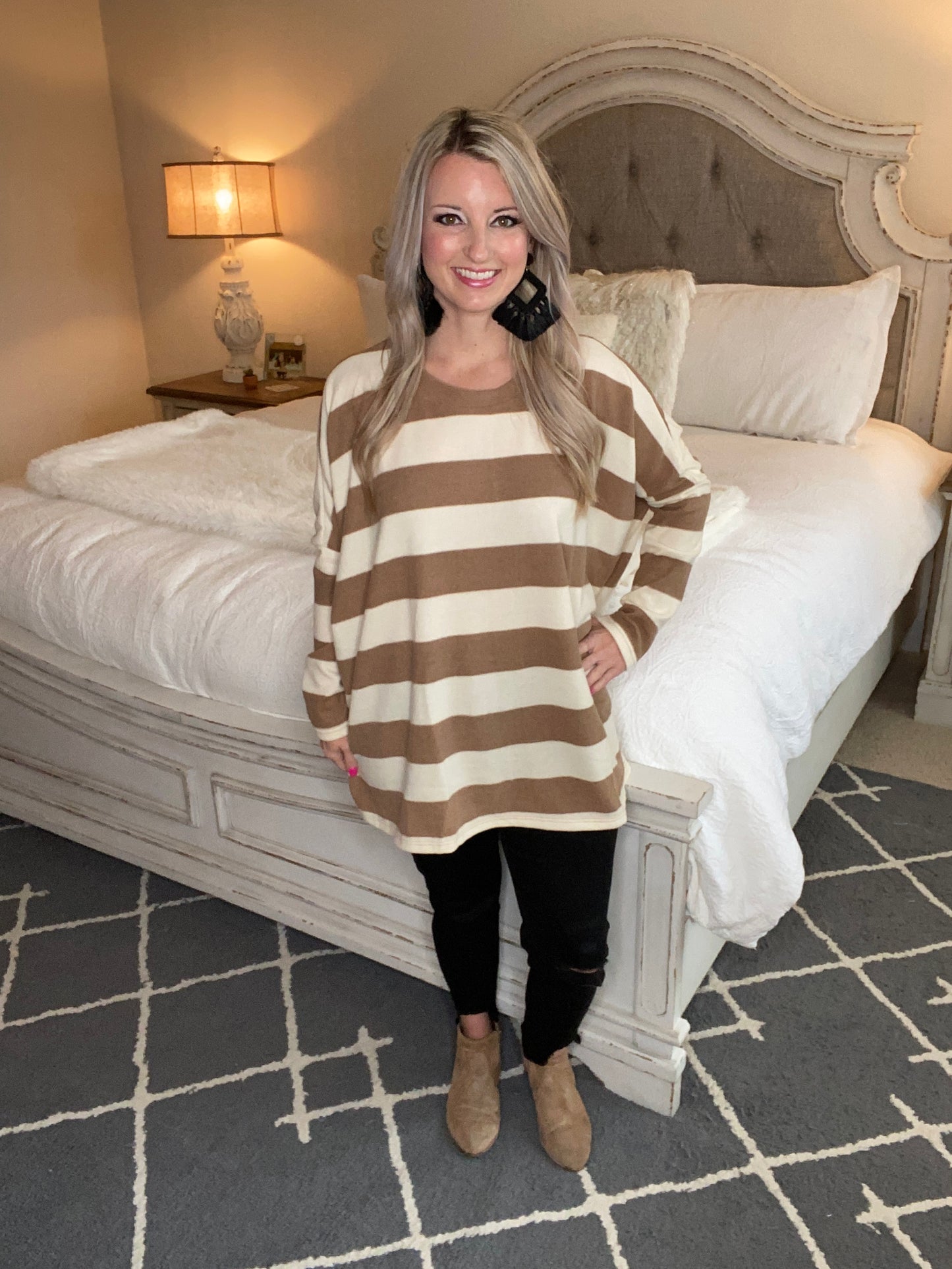 Horizontal Lines Top in Taupe