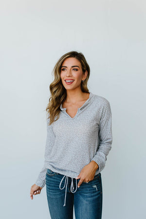 Incognito Lounge Top