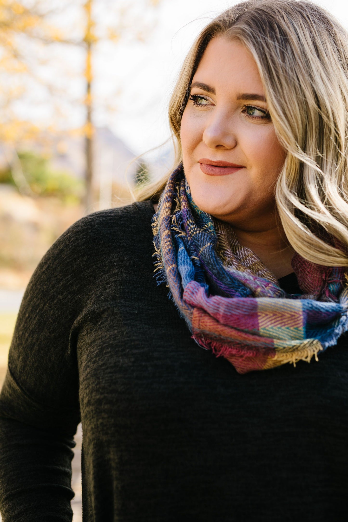 Nacho Basic Scarf In Camel