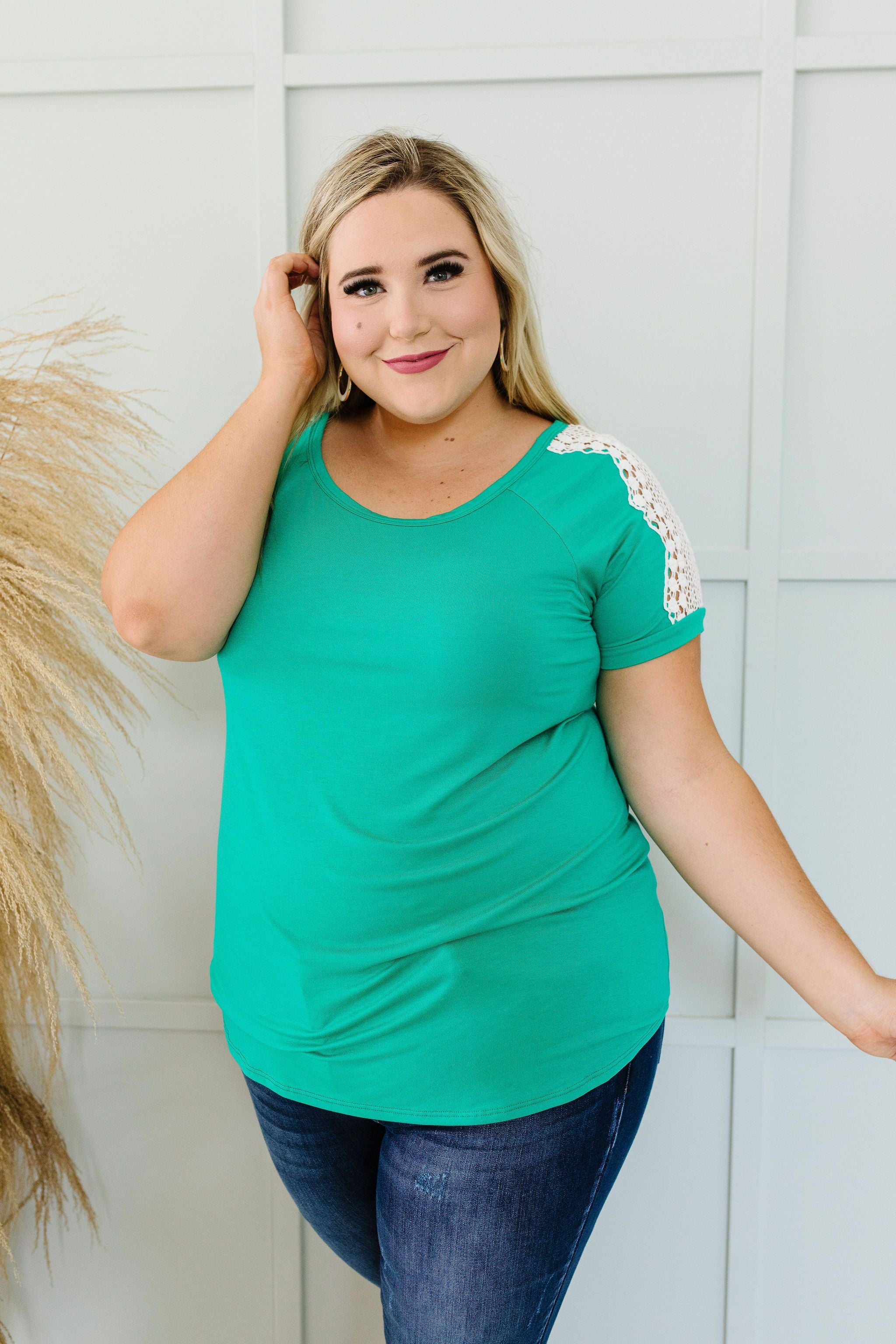 Lace Up The Sleeve Top In Green